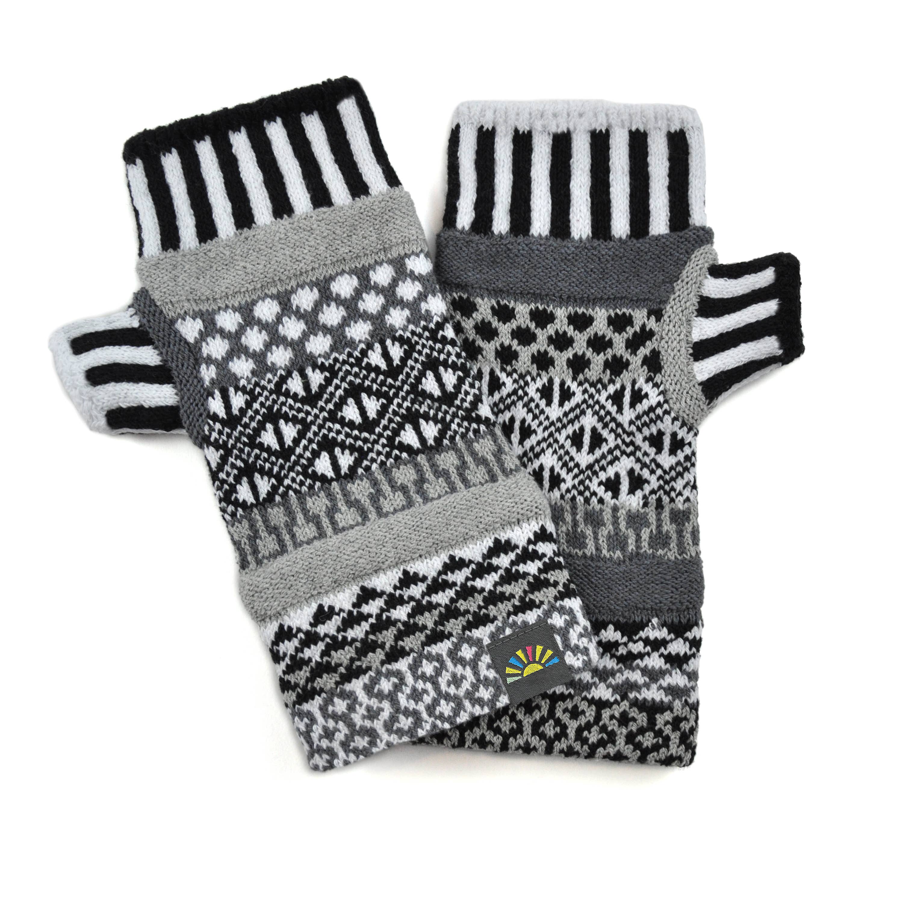 Fingerless Mittens: Fiddlehead, photo 5 of 8