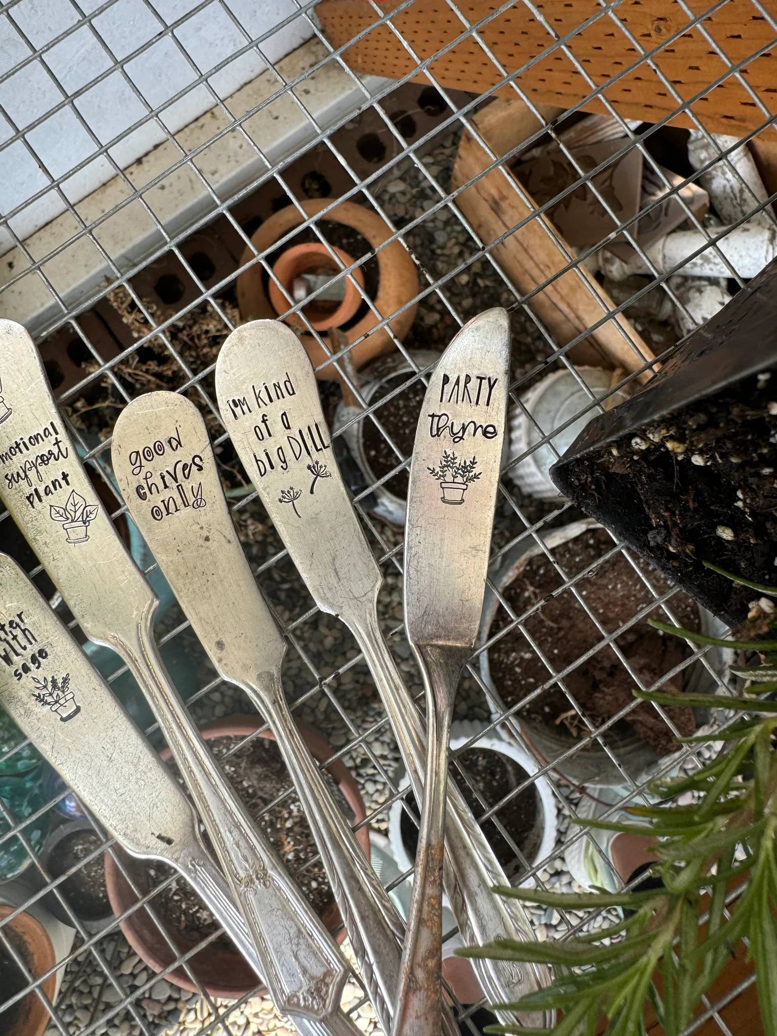 Vintage Stamped Knife Punny Herb, photo 2 of 3