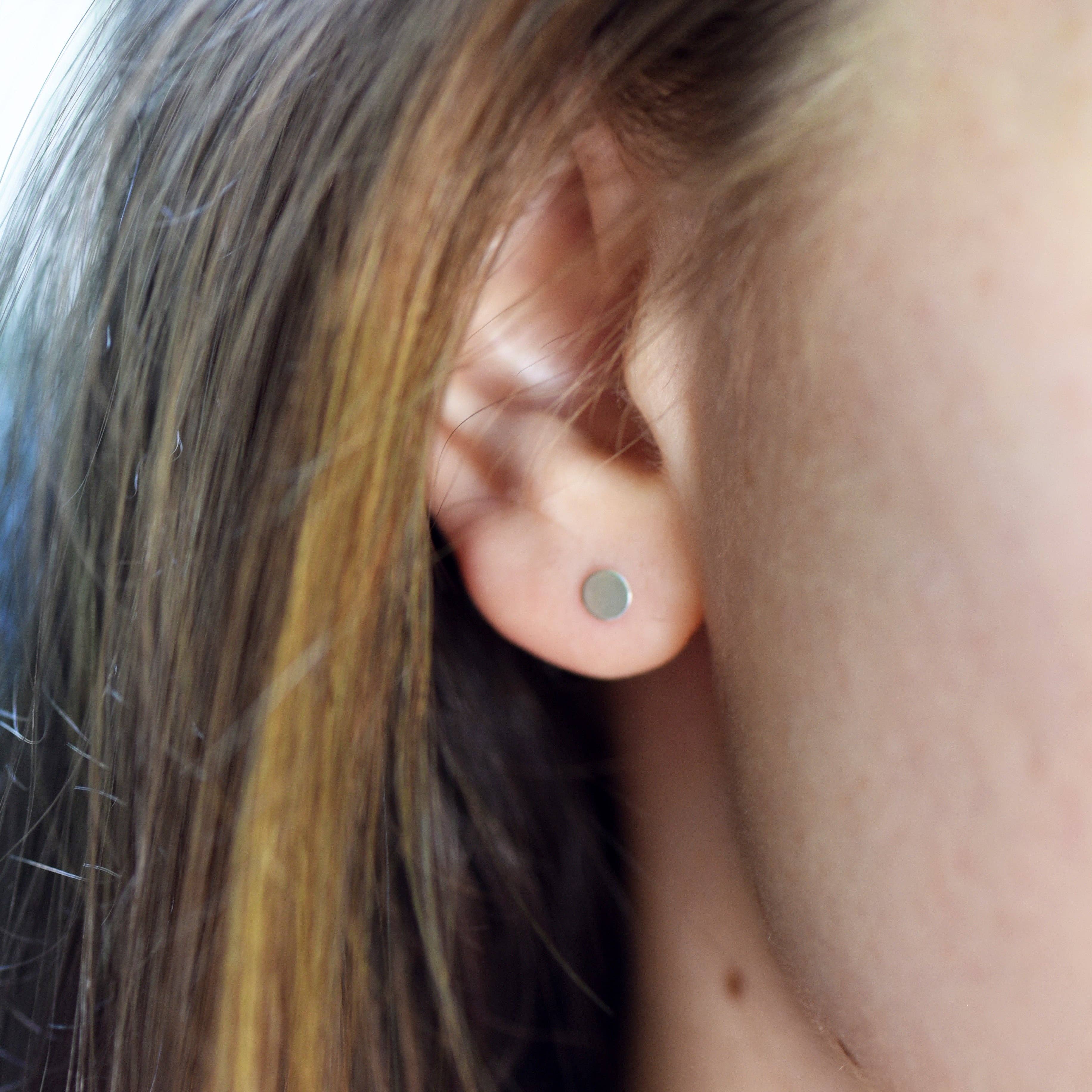 La Pointe Post Earrings: 14k gold fill, photo 4 of 7
