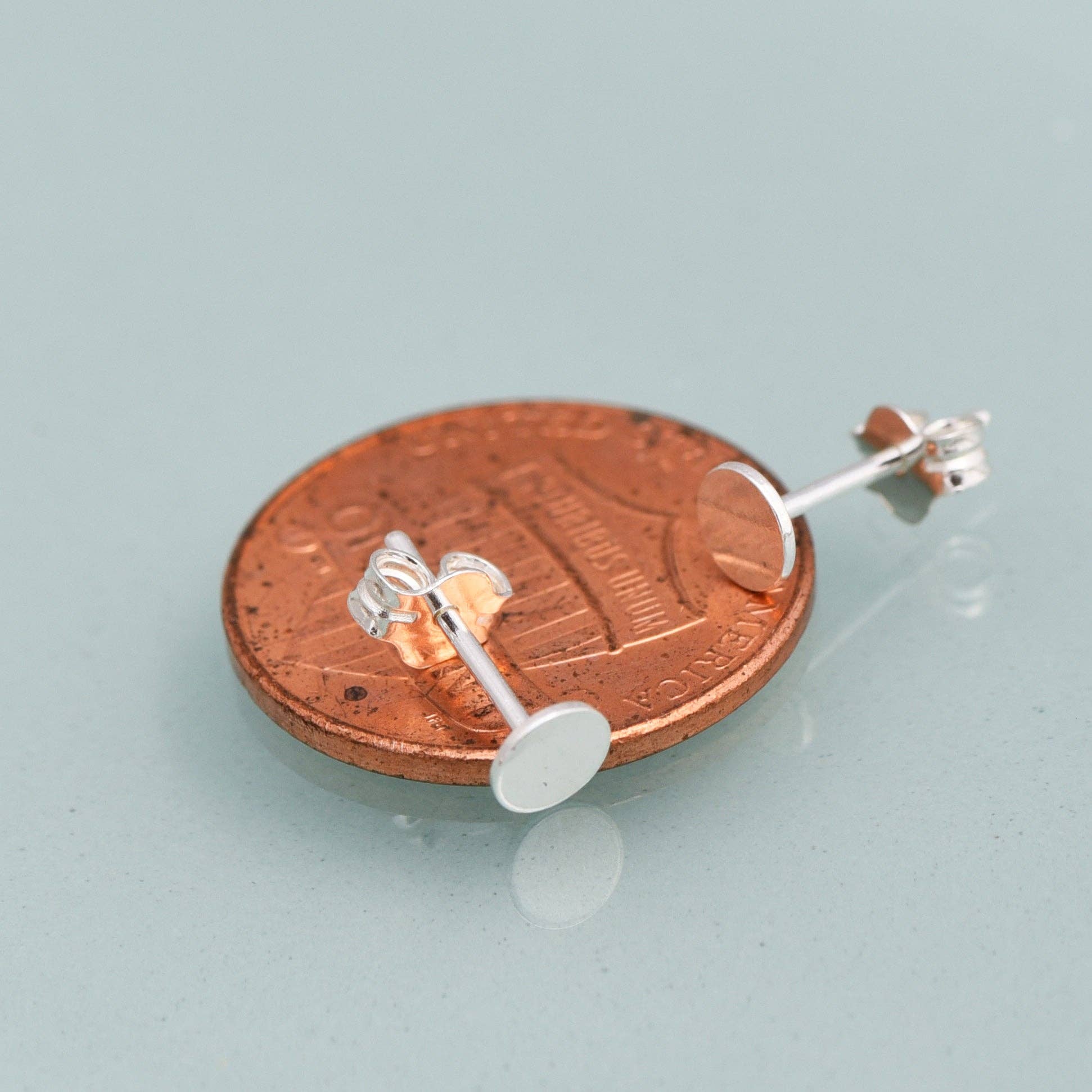 La Pointe Post Earrings: Sterling silver, photo 6 of 7