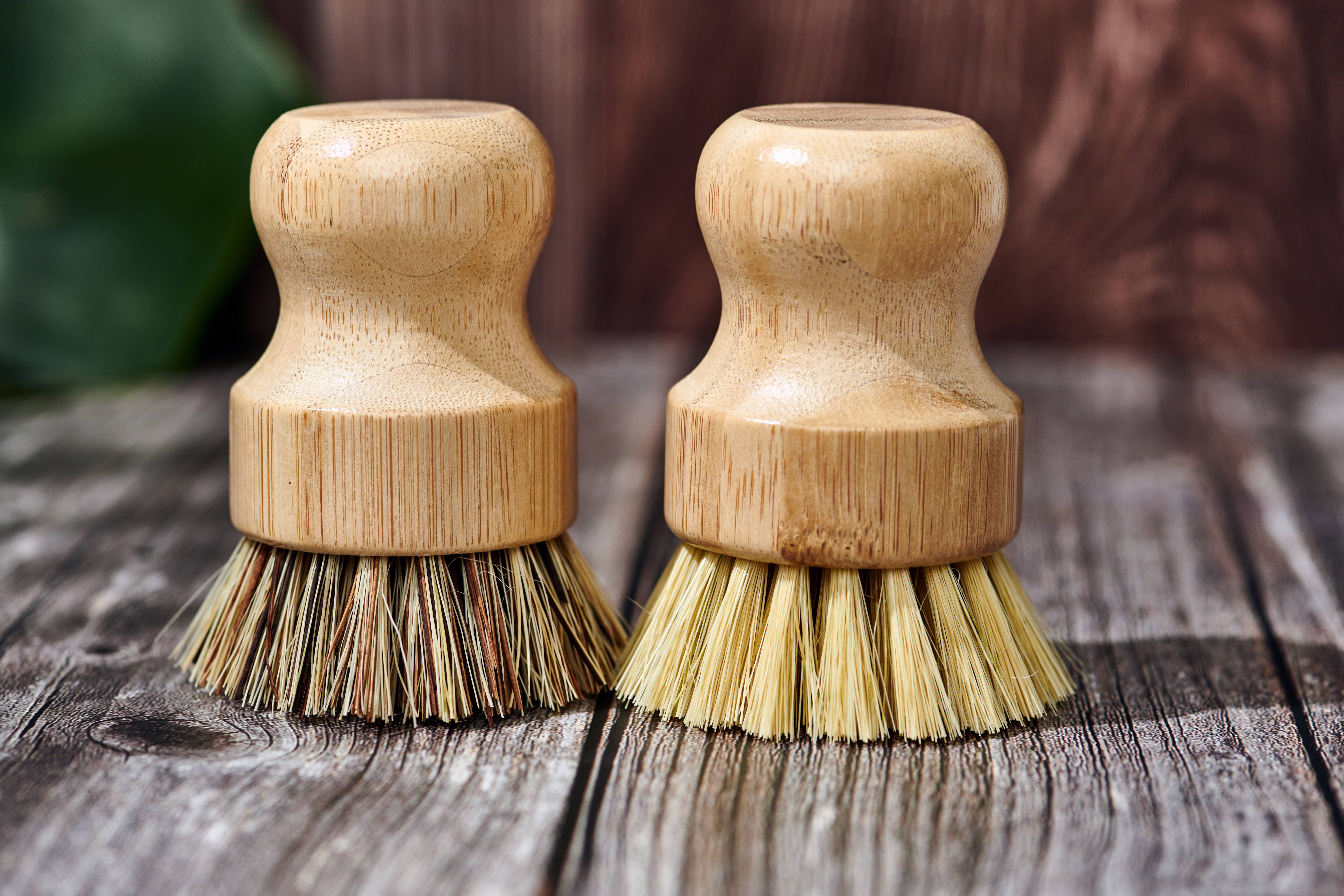 Bamboo Handle-less Dish Scrubbing Brush, photo 2 of 3