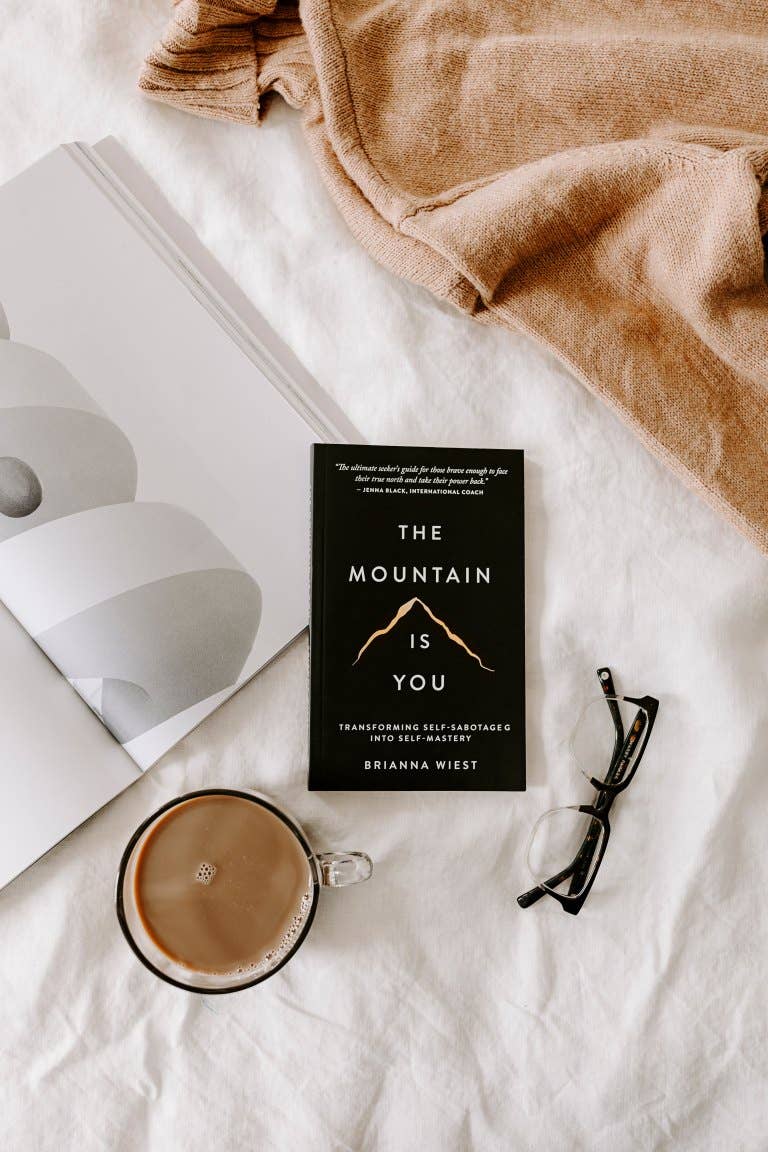 The Mountain Is You - book: Paperback, photo 7 of 8