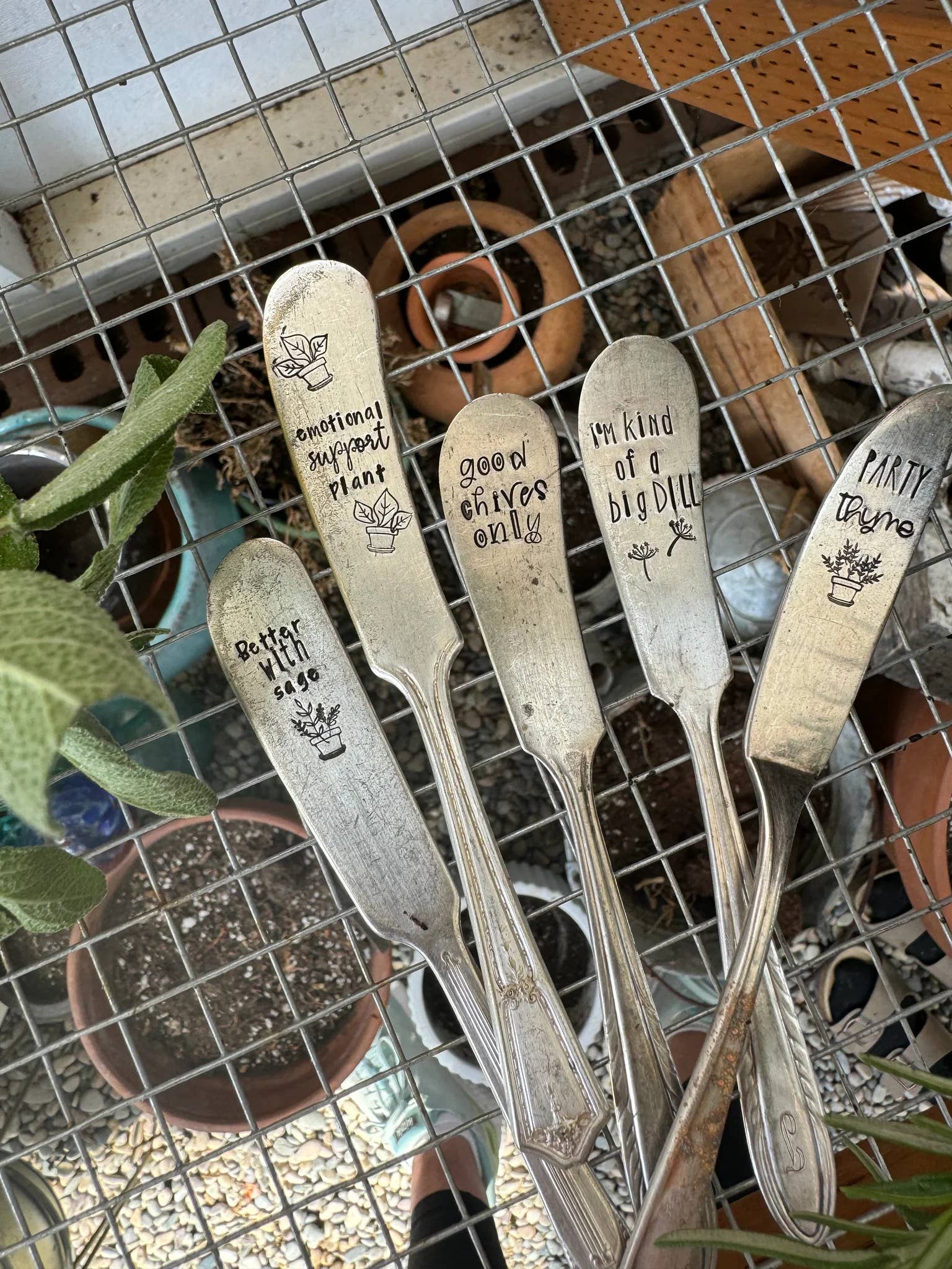 Vintage Stamped Knife Punny Herb, photo 3 of 3