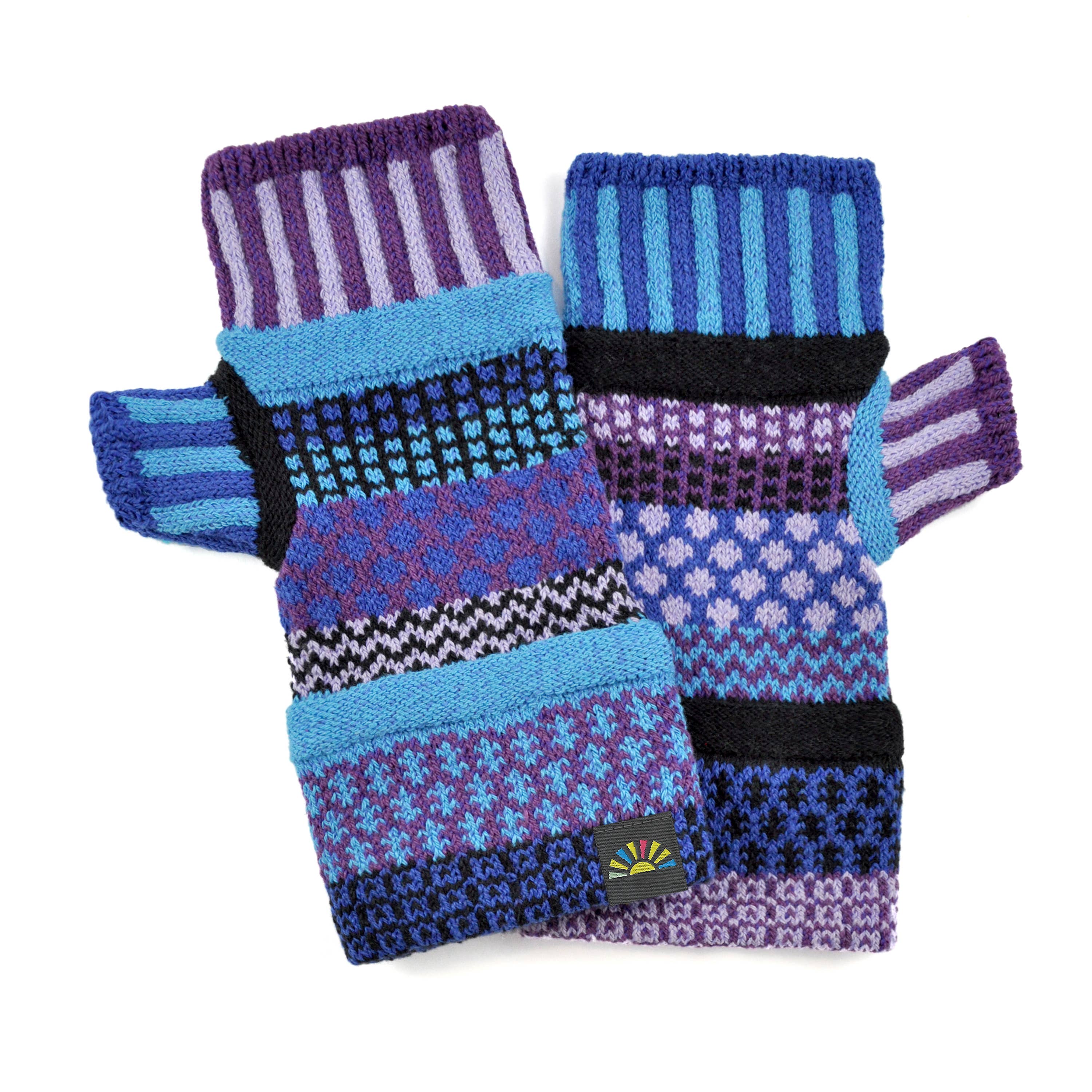 Fingerless Mittens: Fiddlehead, photo 4 of 8