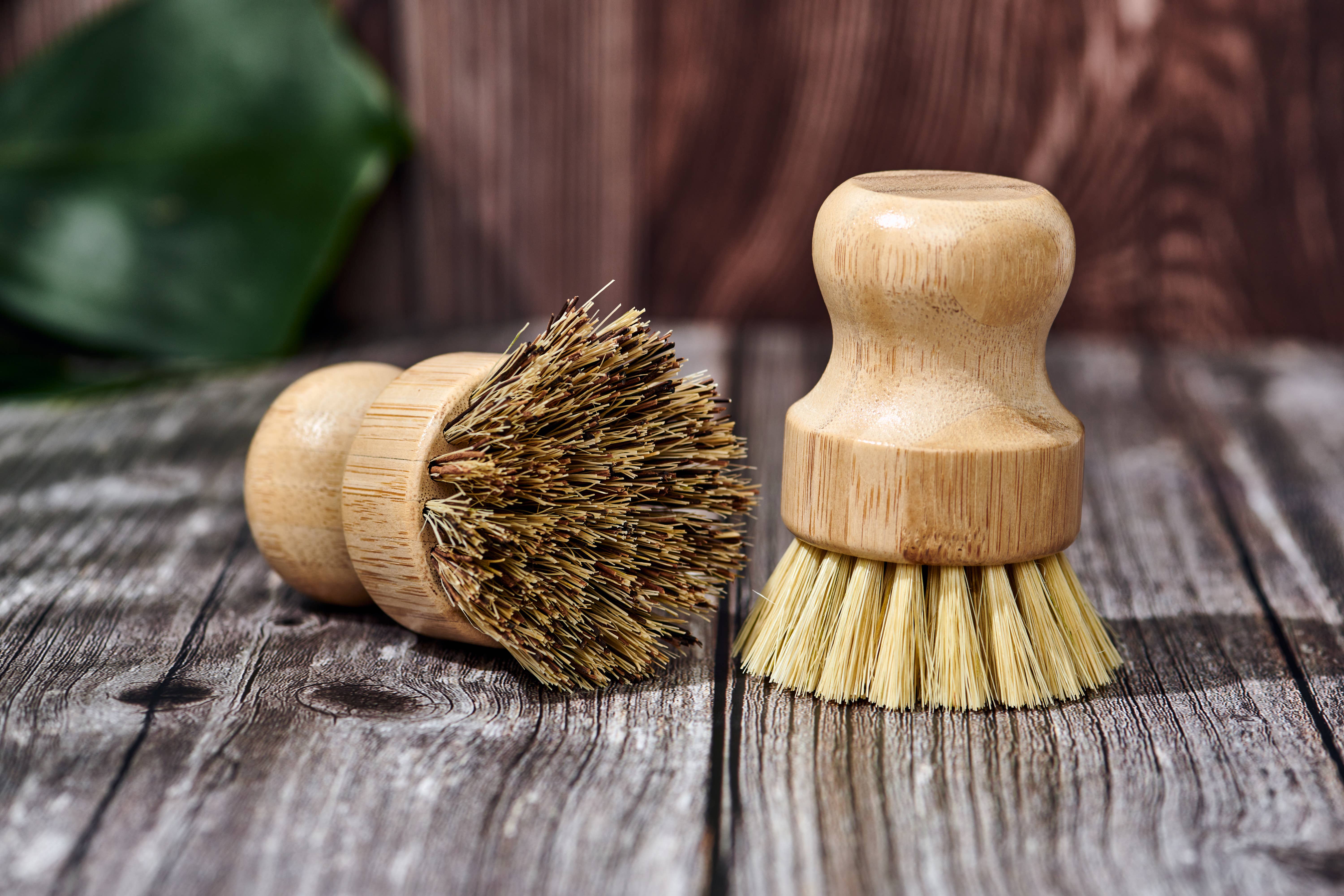 Bamboo Handle-less Dish Scrubbing Brush, photo 3 of 3