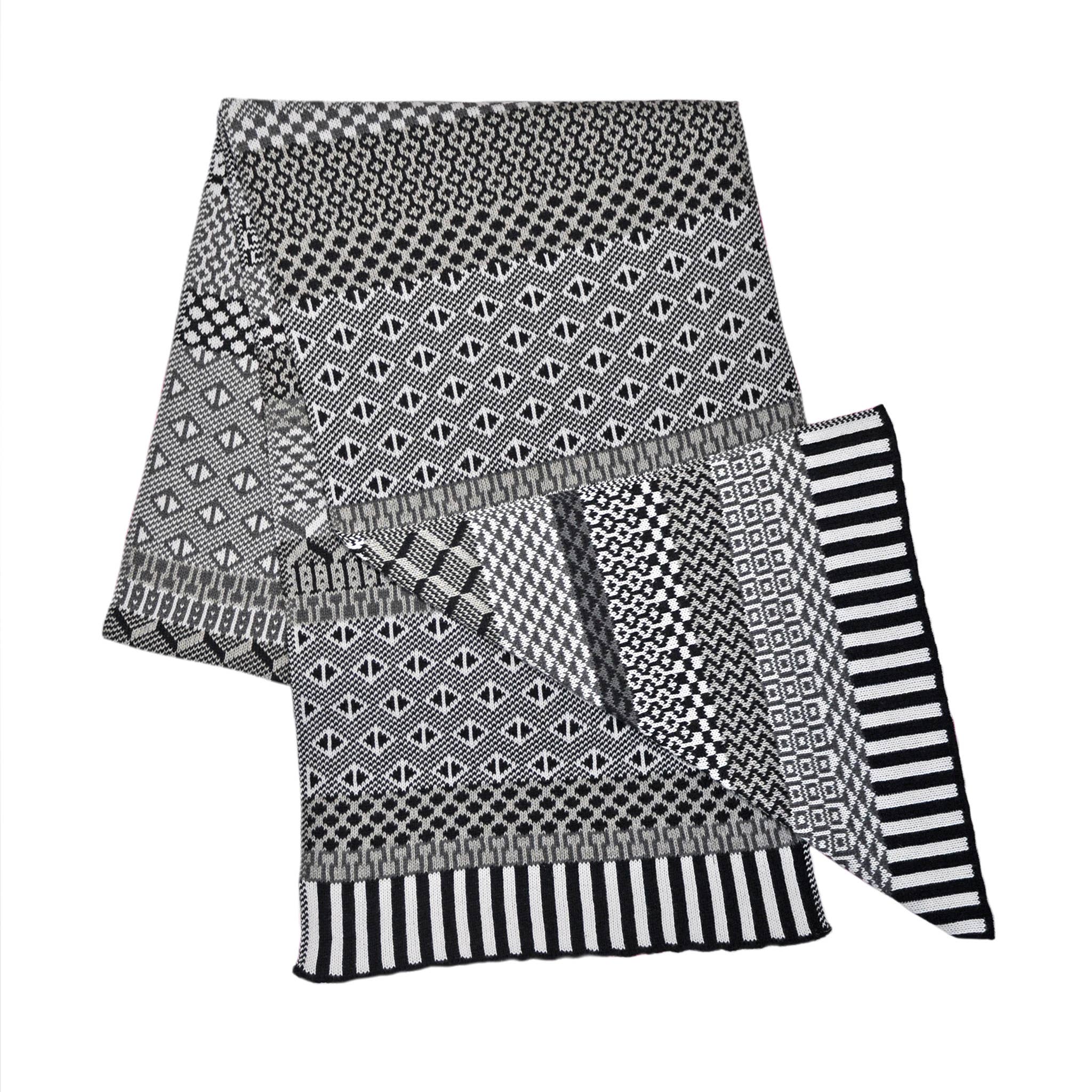 Scarves: Bateau Mouche, photo 7 of 8