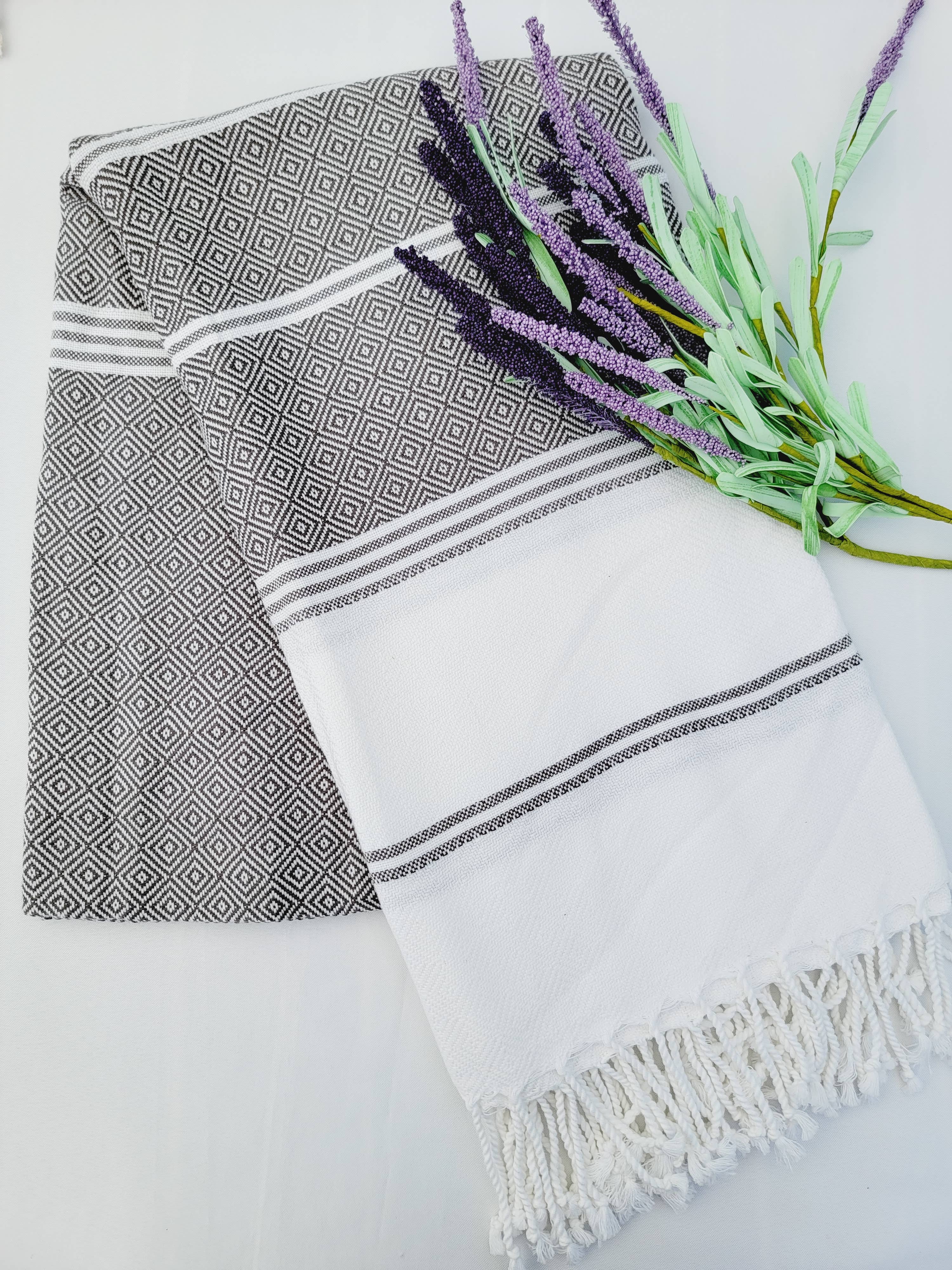 Throw Blanket, Farmhouse deco, Fall deco, Quick fold throw: Black, photo 3 of 8