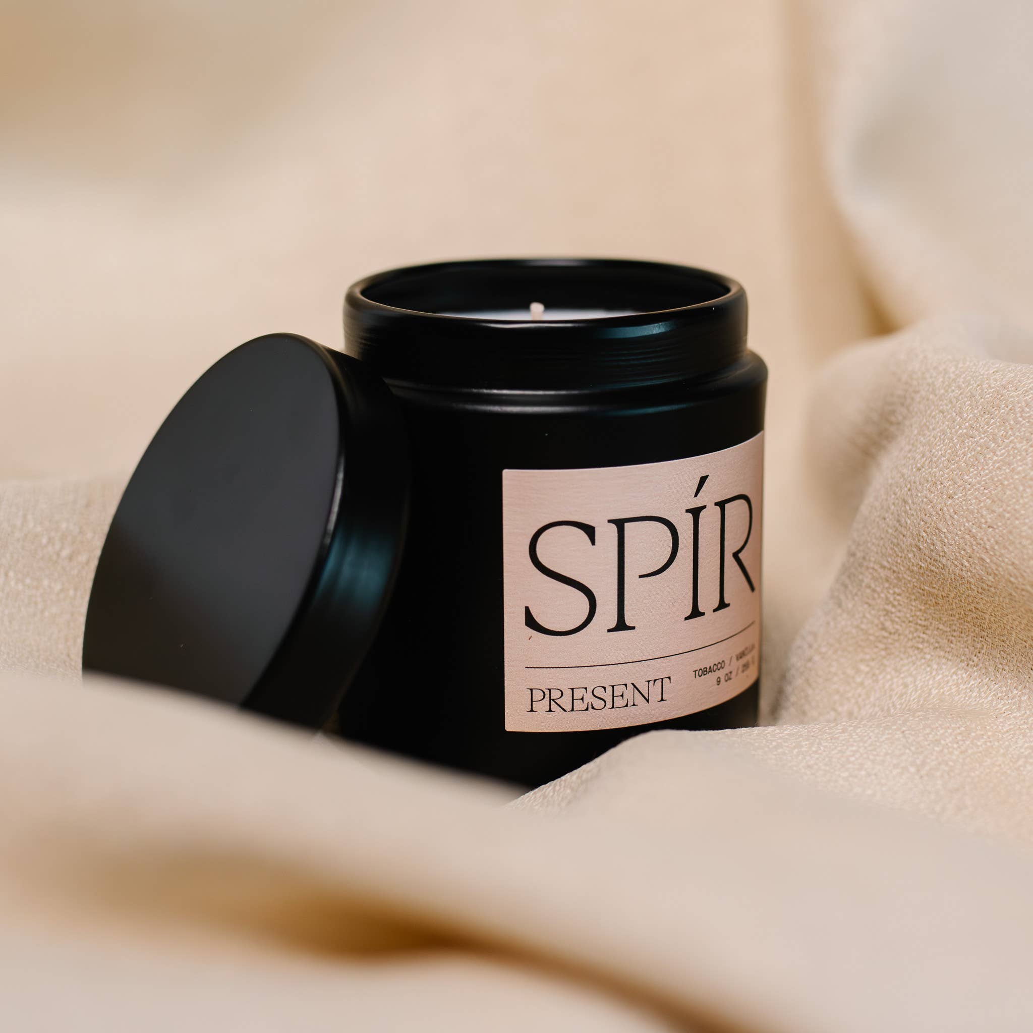 Present – 9 oz Candle, photo 3 of 6